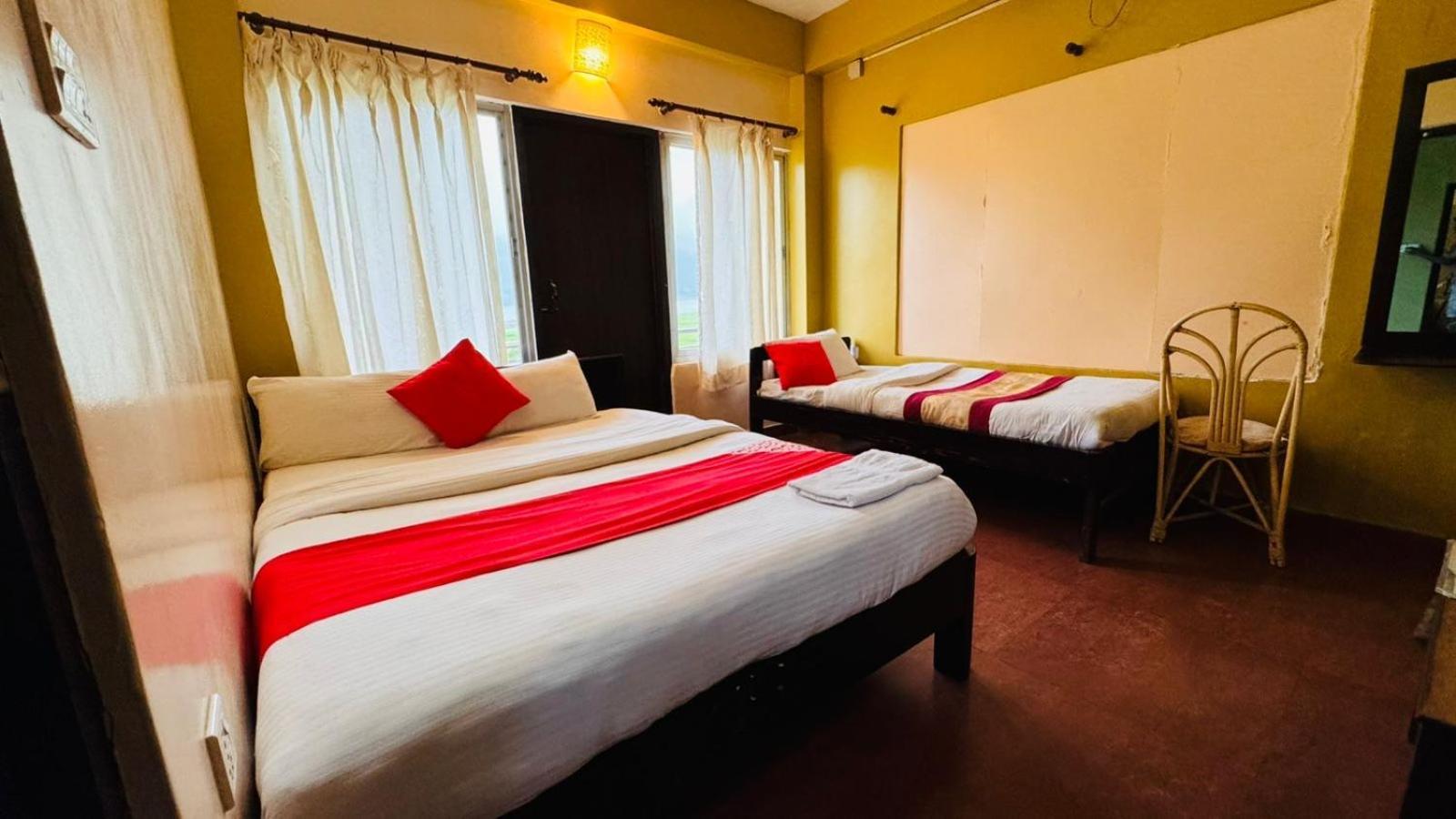 Hotel August International Pokhara Exterior photo