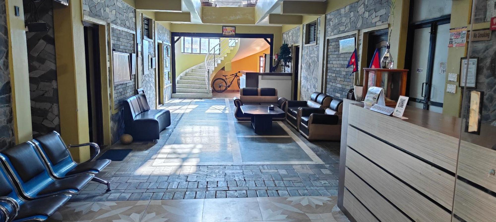Hotel August International Pokhara Exterior photo