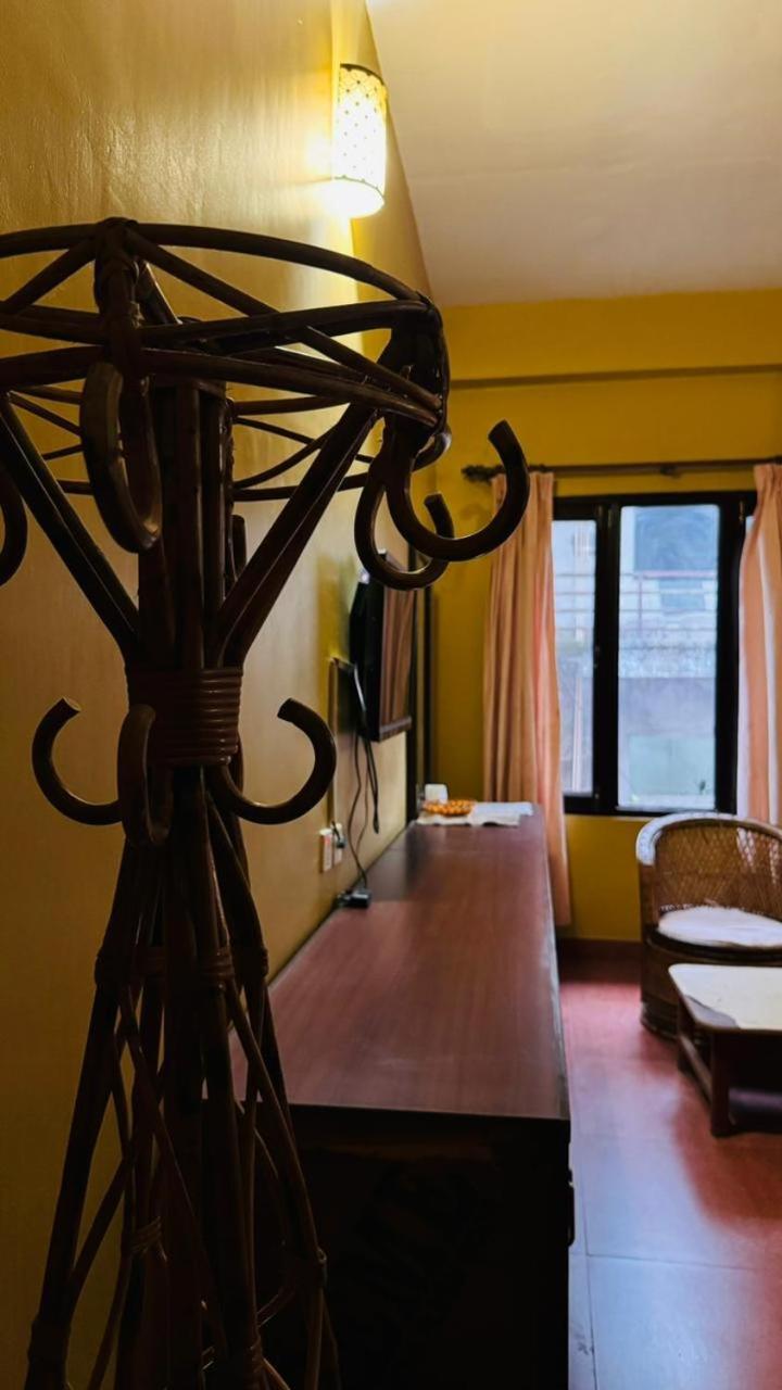 Hotel August International Pokhara Exterior photo